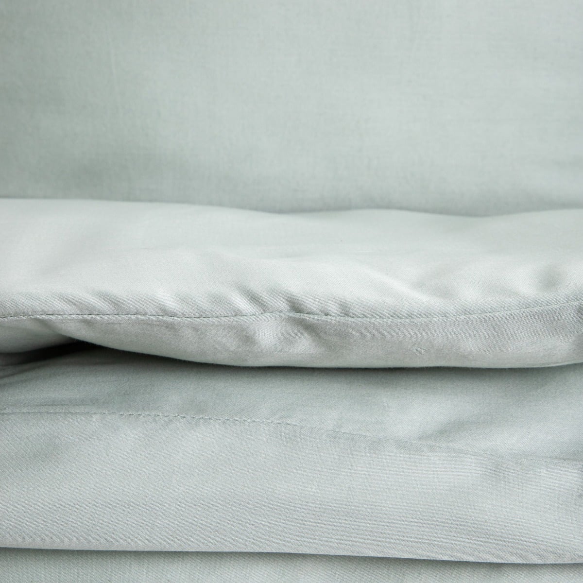 Bed linen set AVELIA Pistachio Satin Blend Bed Linen Set 220x200 cm