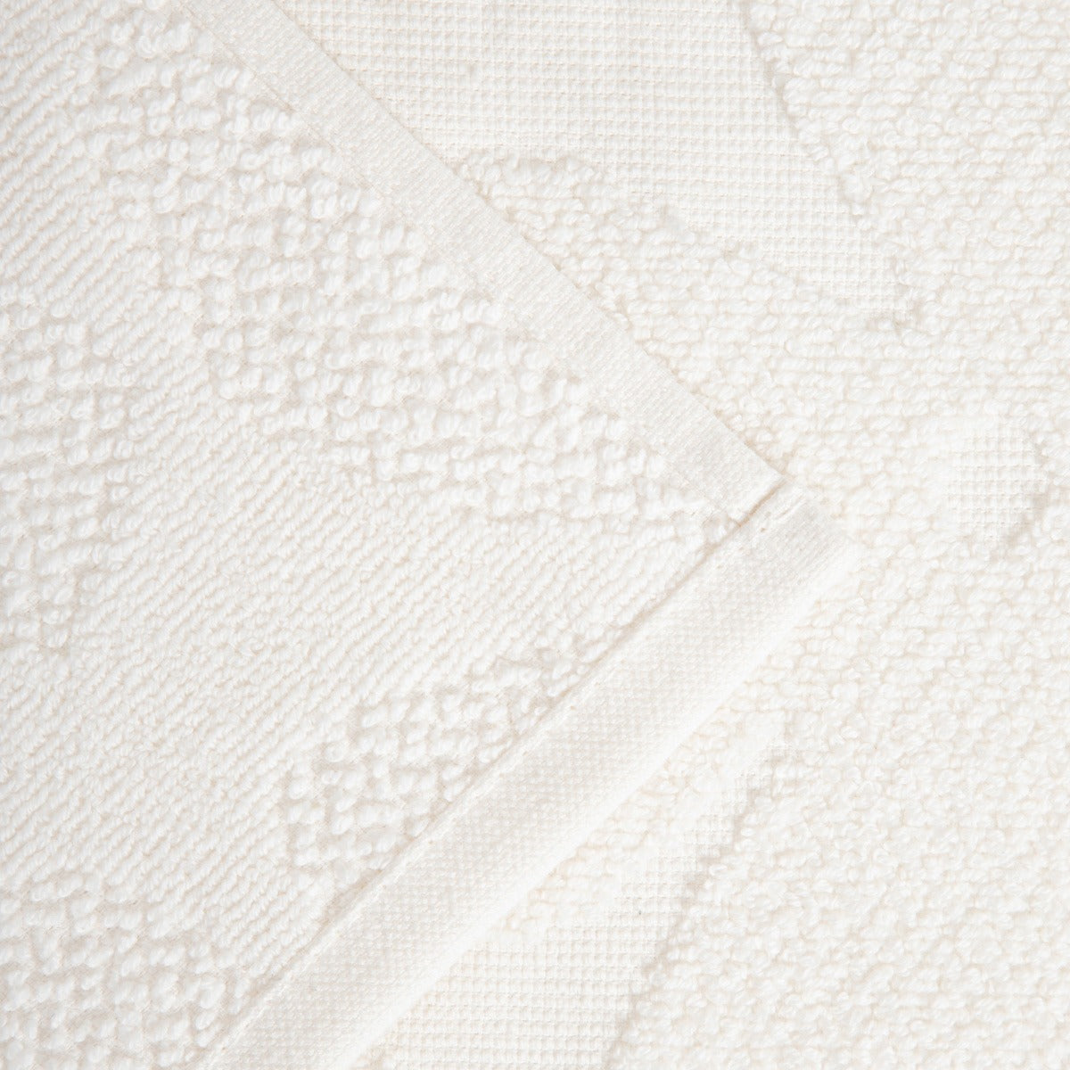FLORES Ecru Jacquard Towel 50x90 cm
