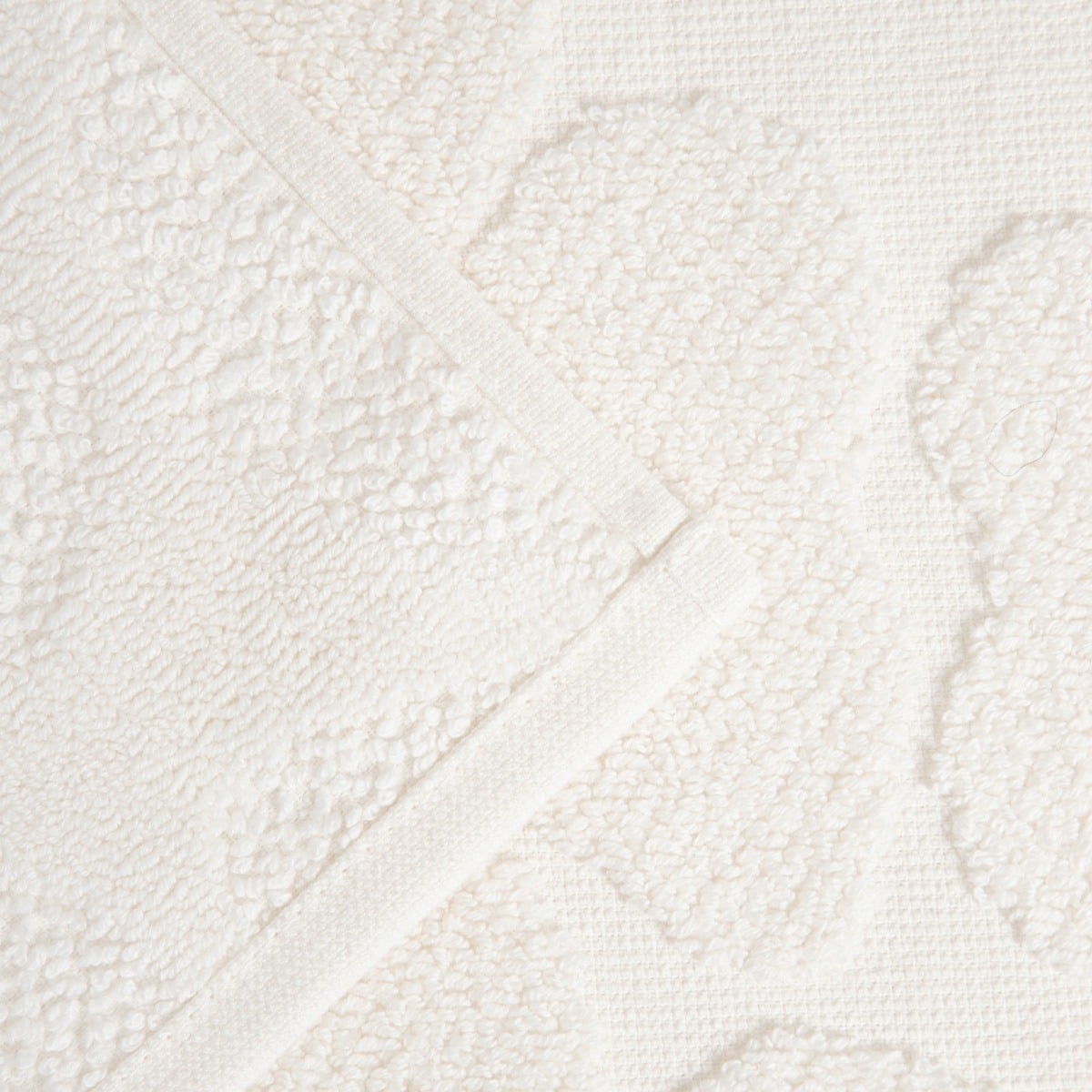 FLORES Ecru Jacquard Cotton Towel 70x130 cm