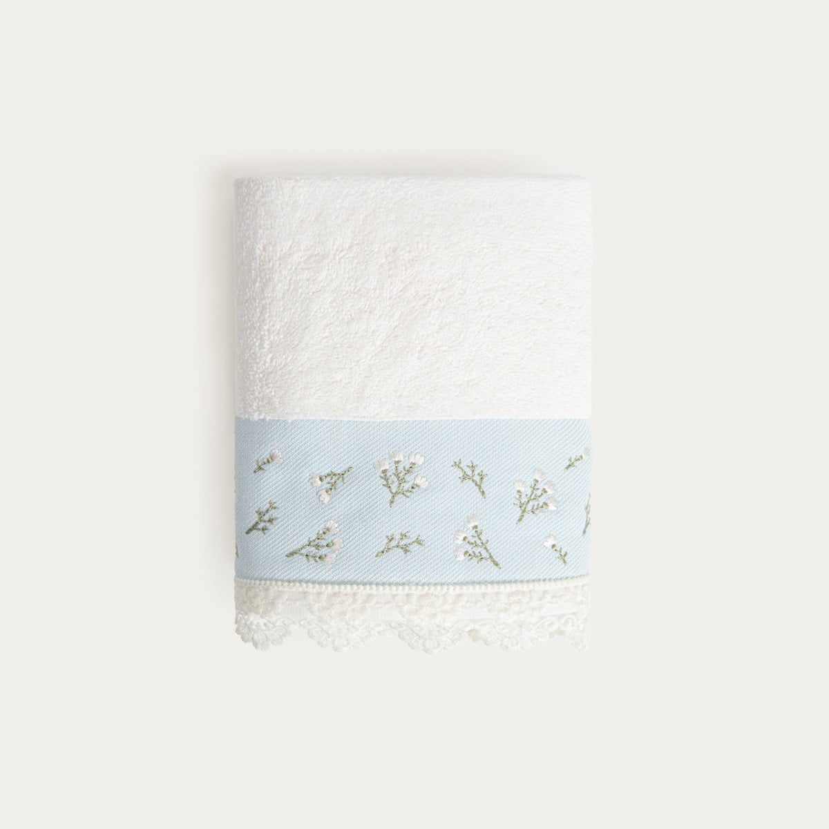 VELIA Towel with Decorative Blue Embroidery 50x90 cm