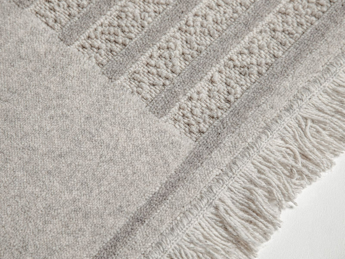 Form — Rug (230x160x1.25 cm)