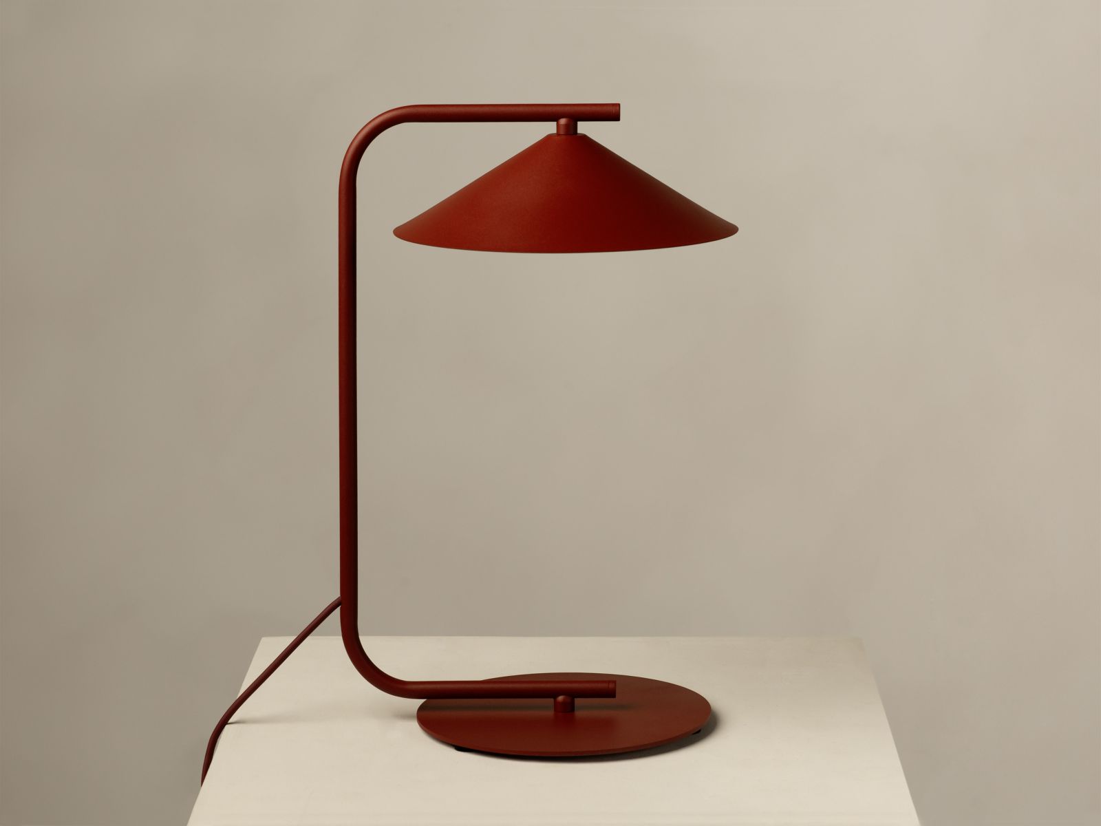 Nocte — Lighting (27x23x42 cm)