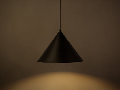 Timbo — Lighting (32x32x170 cm)