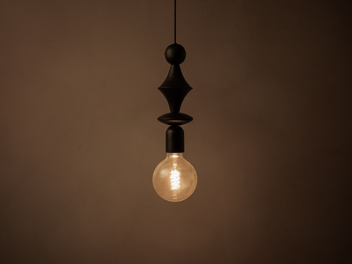 Halo — Lighting (10x10x150 cm)