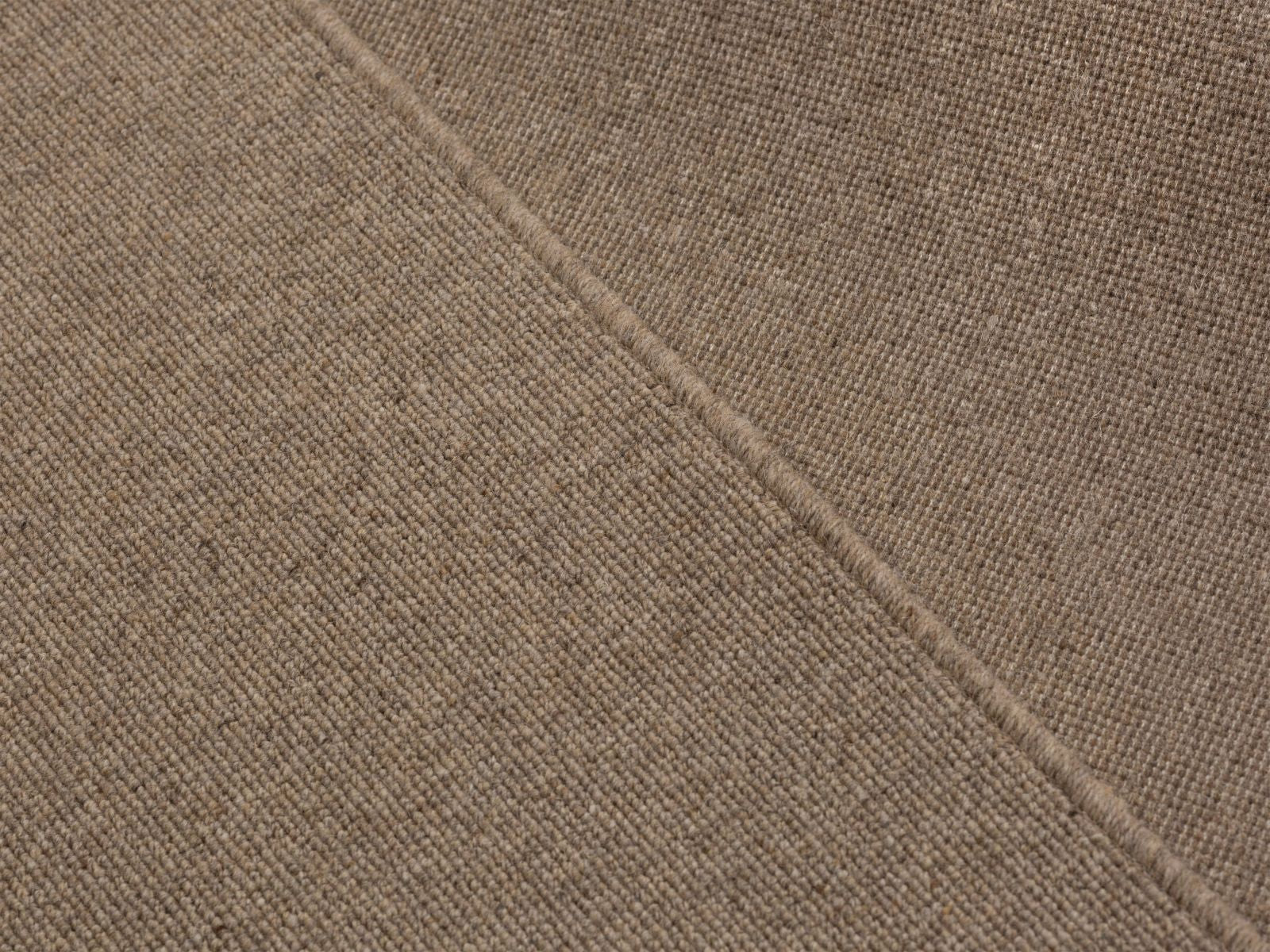 Terra — Rug (300x200x0.95 cm)