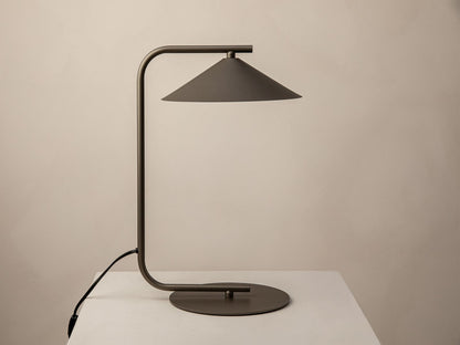 Nocte — Lighting (27x23x42 cm)