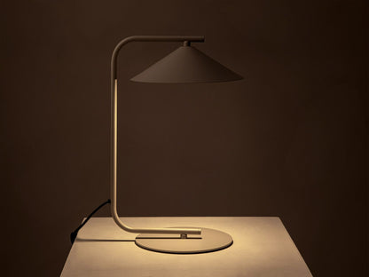 Nocte — Lighting (27x23x42 cm)