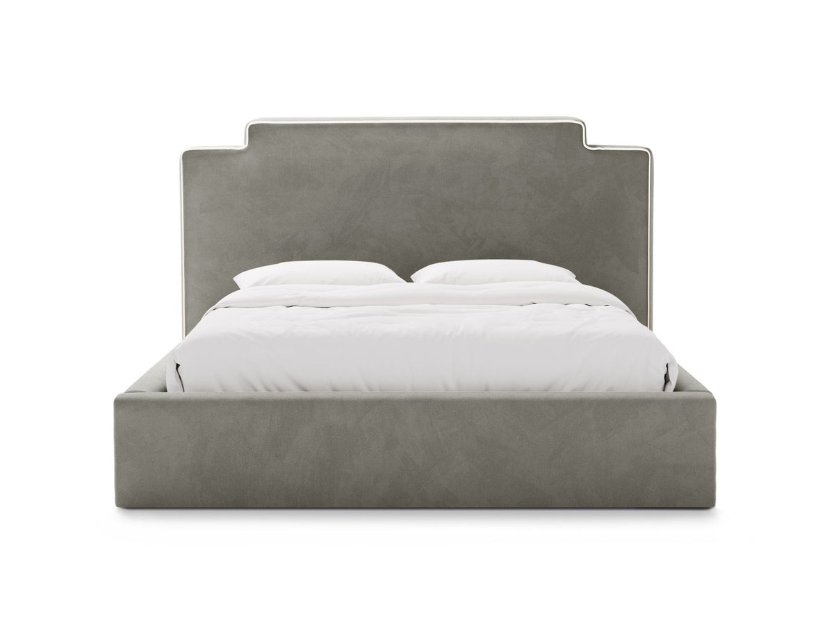 Princess — Bed (180x222x122 cm)