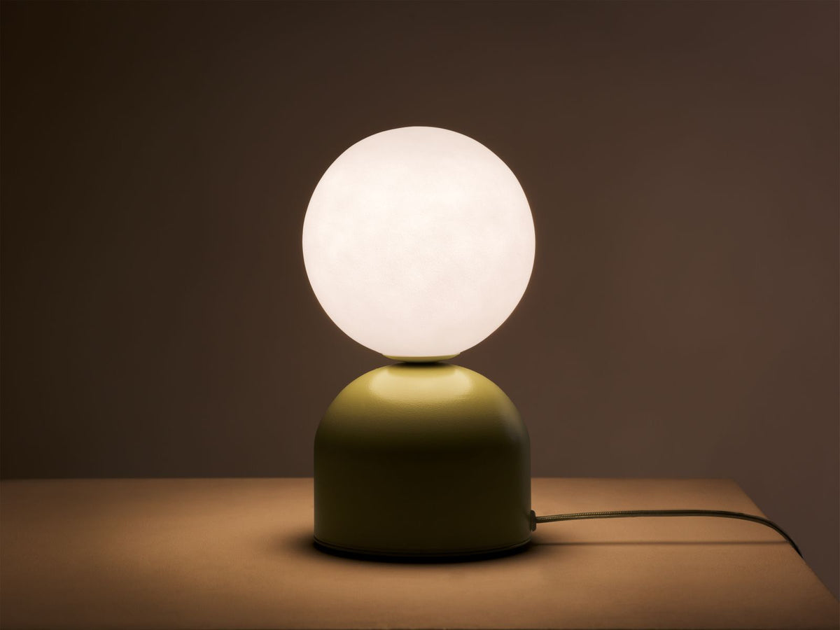 Ely — Lighting (12x12x21 cm)