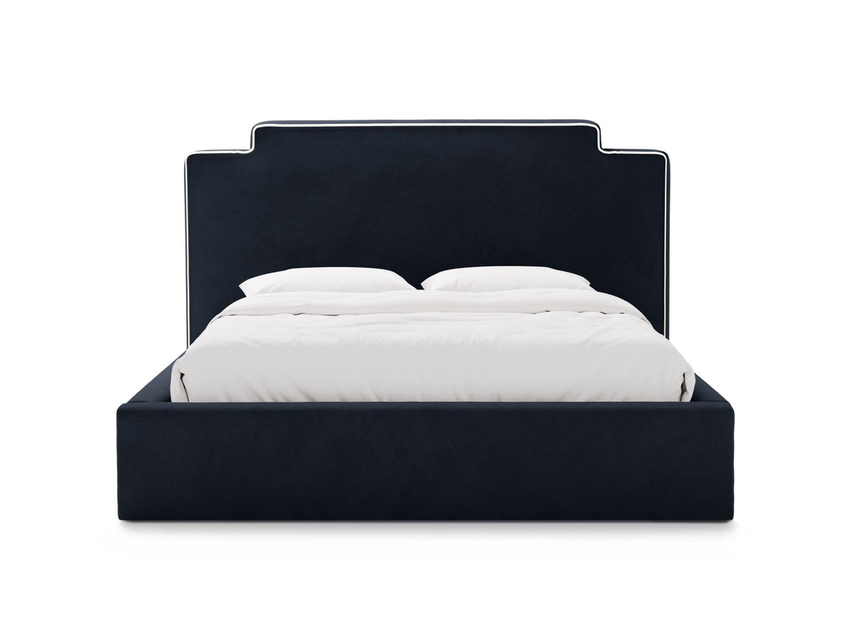 Princess — Bed (180x222x122 cm)