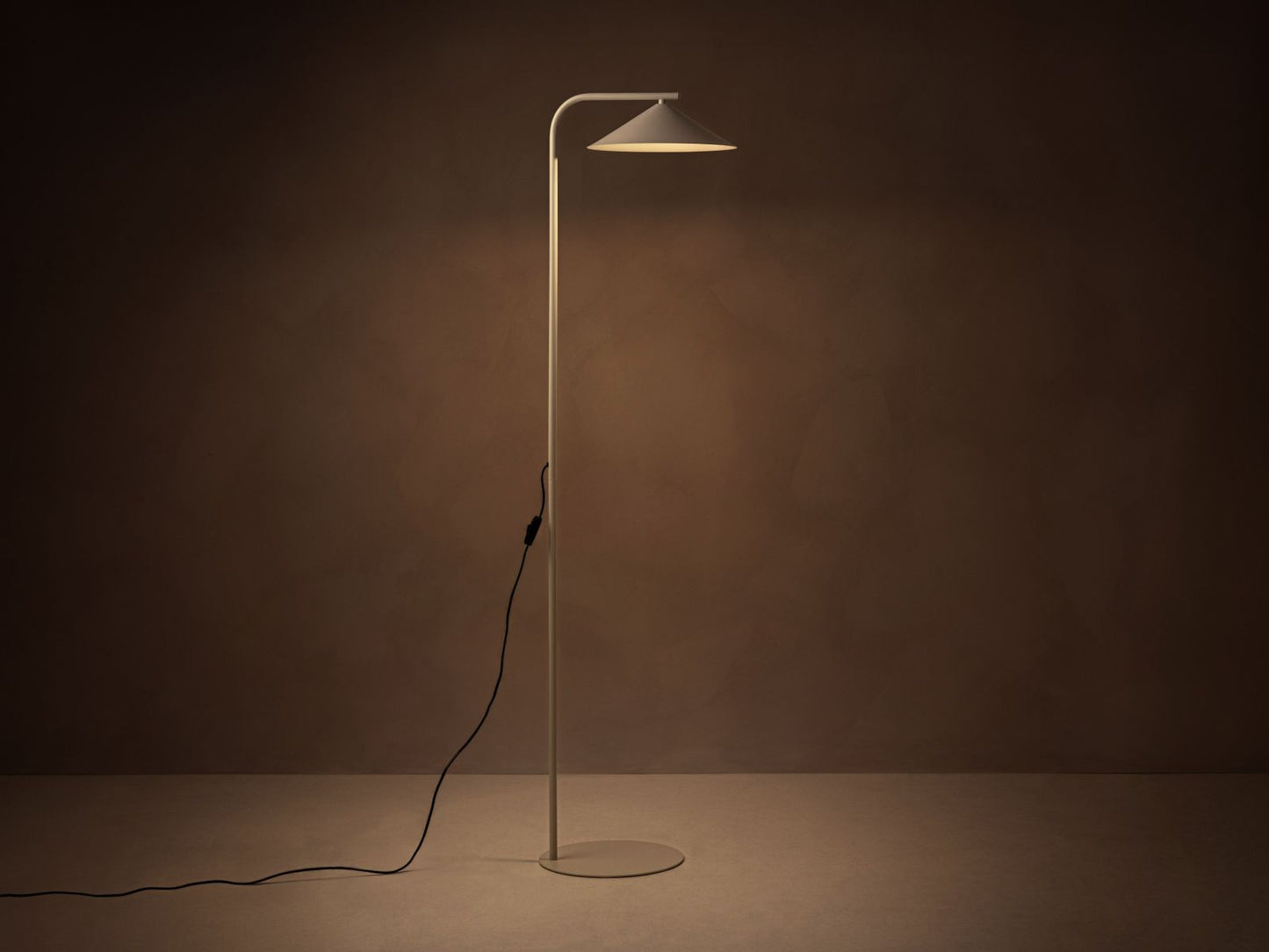 Nocte — Lighting (41x30x160 cm)