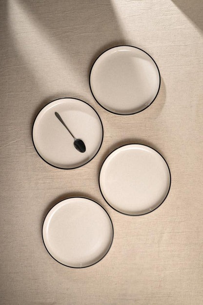 Set of 4 Black Rimmed Dessert Plates AZRA