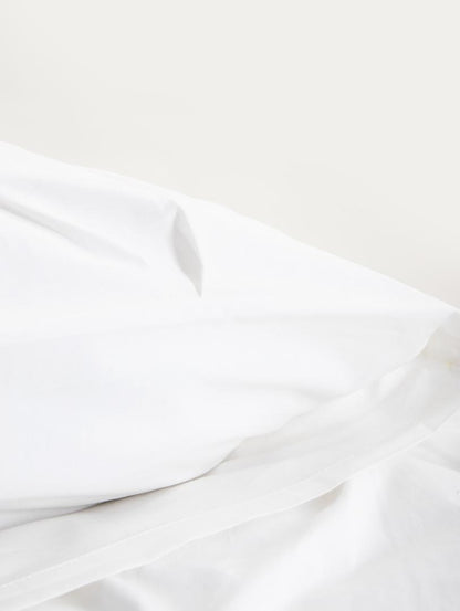 AUREA White Percale Bedding Set with Decorative Stitching 220x200 cm