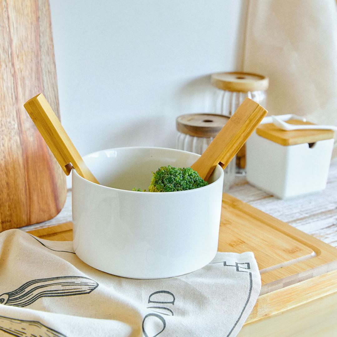B2 FINCAN Salad Bowl with Bamboo Spoons - 19x11x18 cm