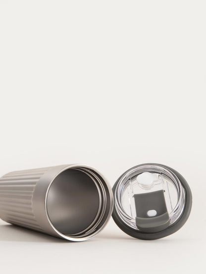 TOLEO Silver Thermal Mug 0.5L Vacuum Insulated