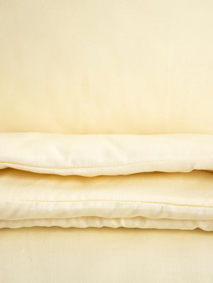 Bed linen set AVELIA Yellow Satin Viscose Blend Bed Linen Set 160x200 cm