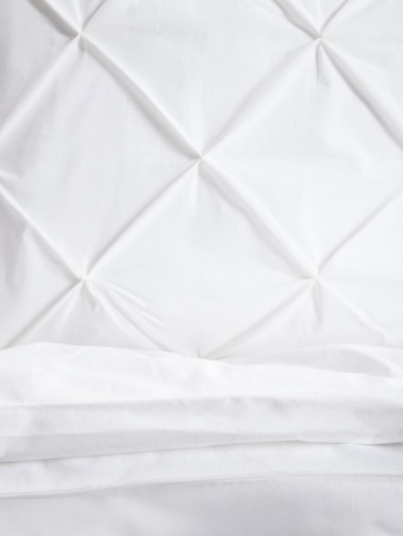 AUREA White Percale Bedding Set with Decorative Stitching 220x200 cm