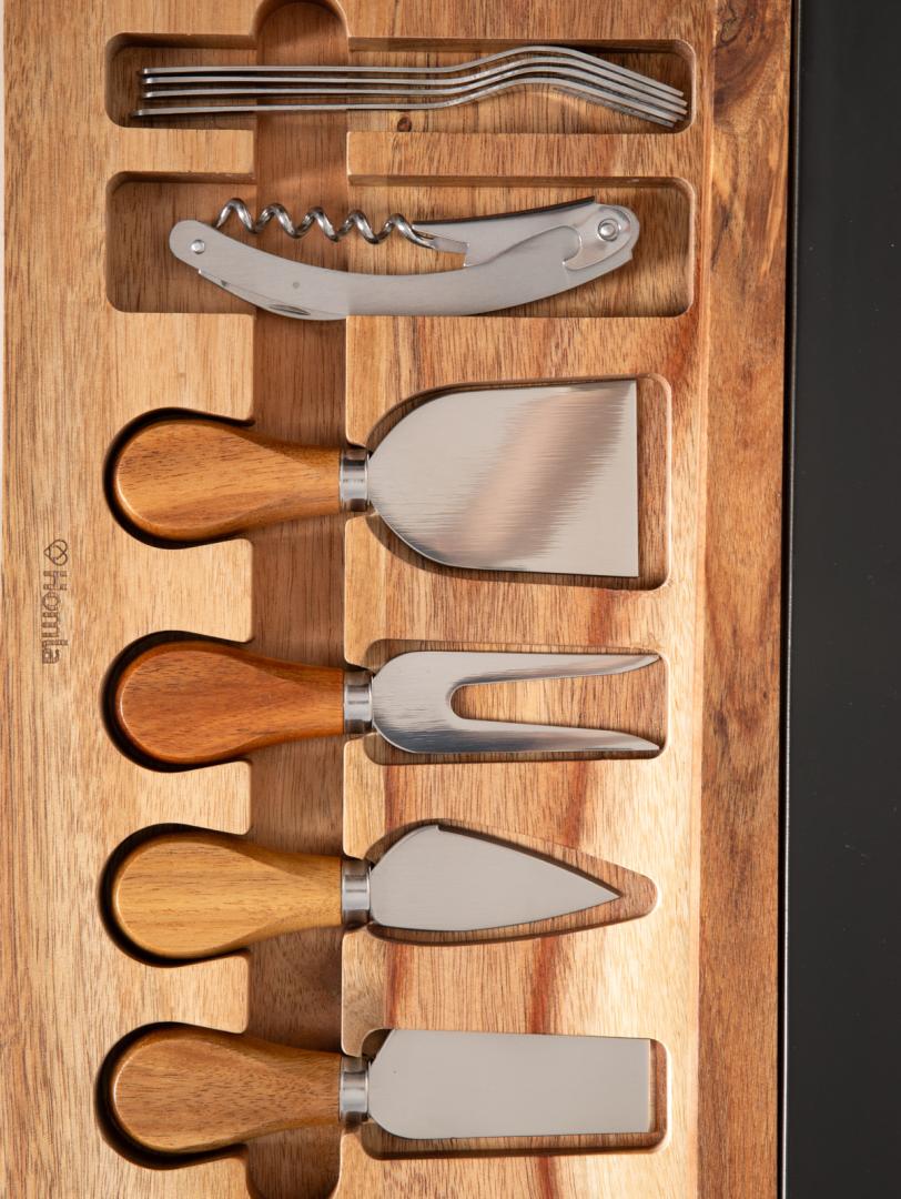 Set b2 FRESCA 16-Piece Wooden Serving Set with Accessories