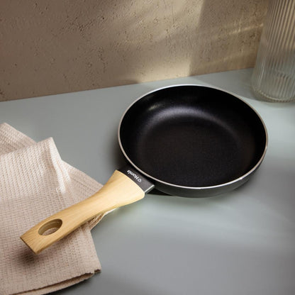 B2 Albero Essentials Black Frying Pan 20cm